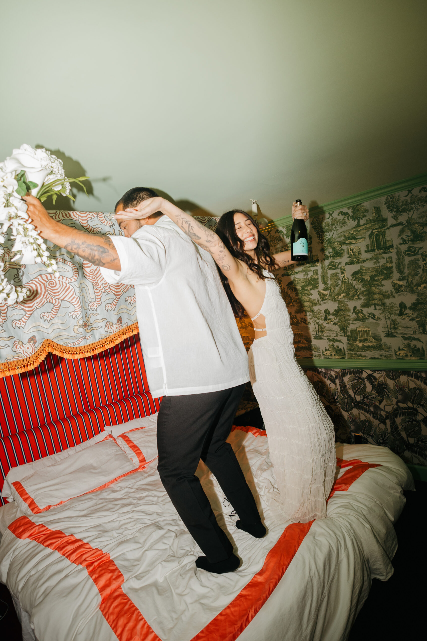 elopement photos at the Lafayette hotel in San Diego 