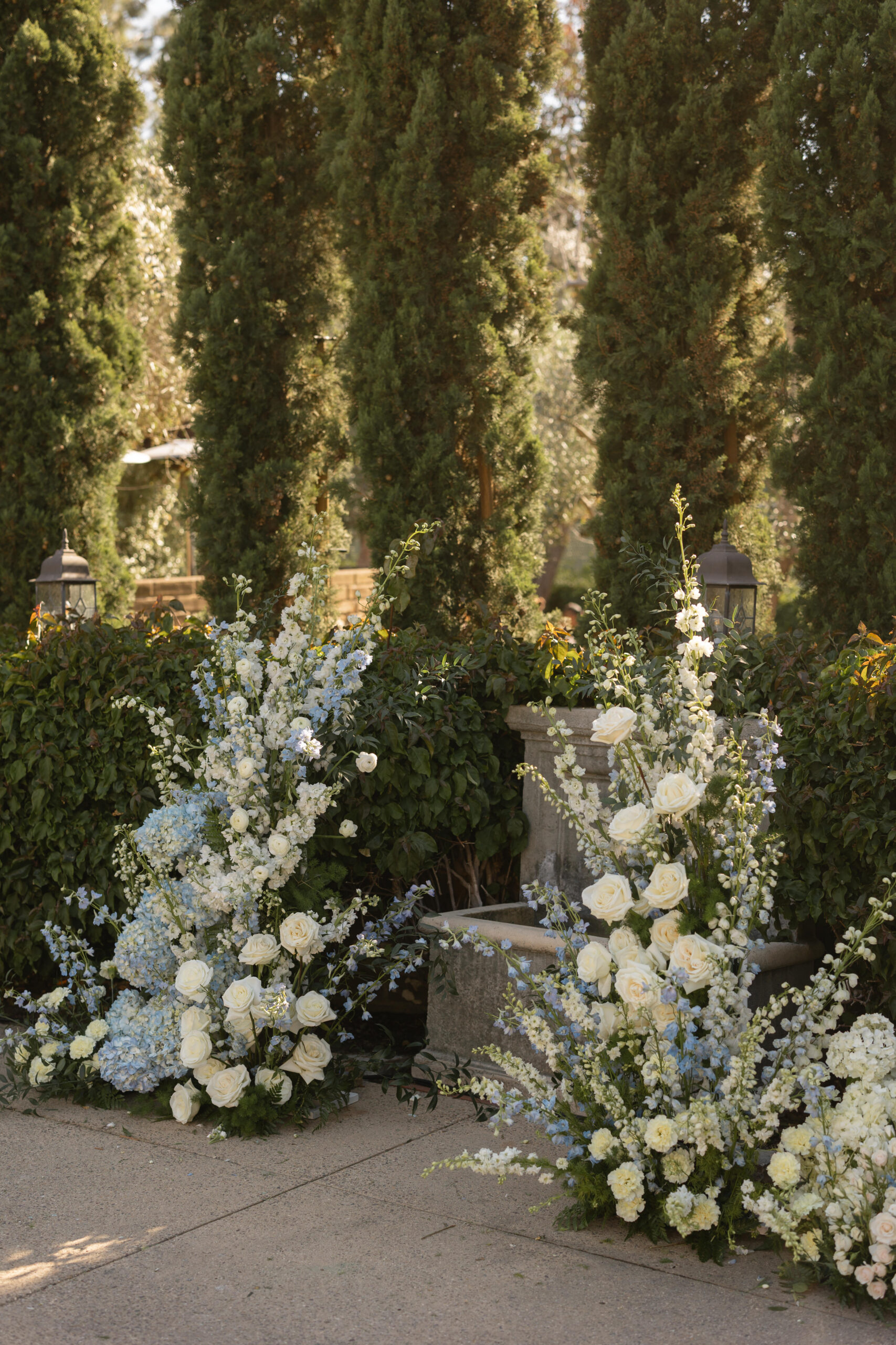Blue hydrangea wedding flowers